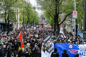 4000 auf Antifa-Demo in Schöneweide